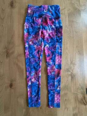 Goldspark High-Waisted Galaxy Print Leggings with Side Pockets Small